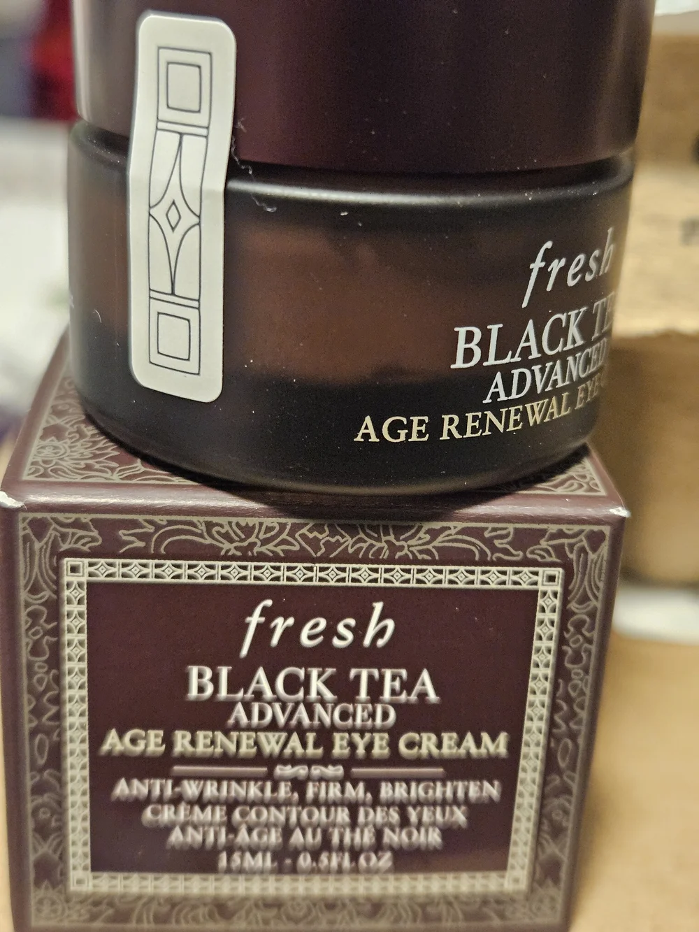 fresh Black Tea Advanced Age Renewal Eye Cream - dark brown
